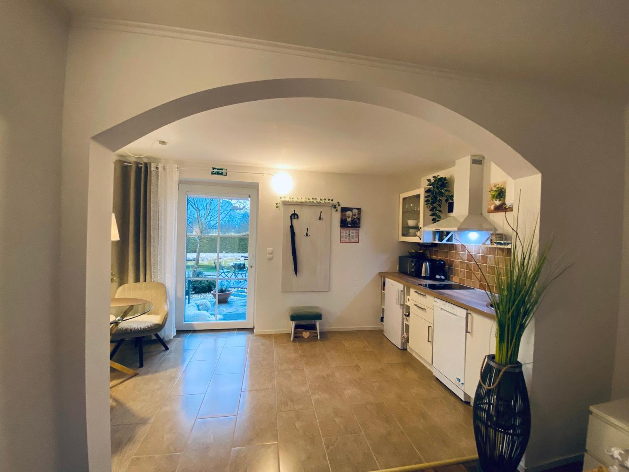 Garden Paradise Bled Apartments - Garden, Pond And Castle View المظهر الخارجي الصورة