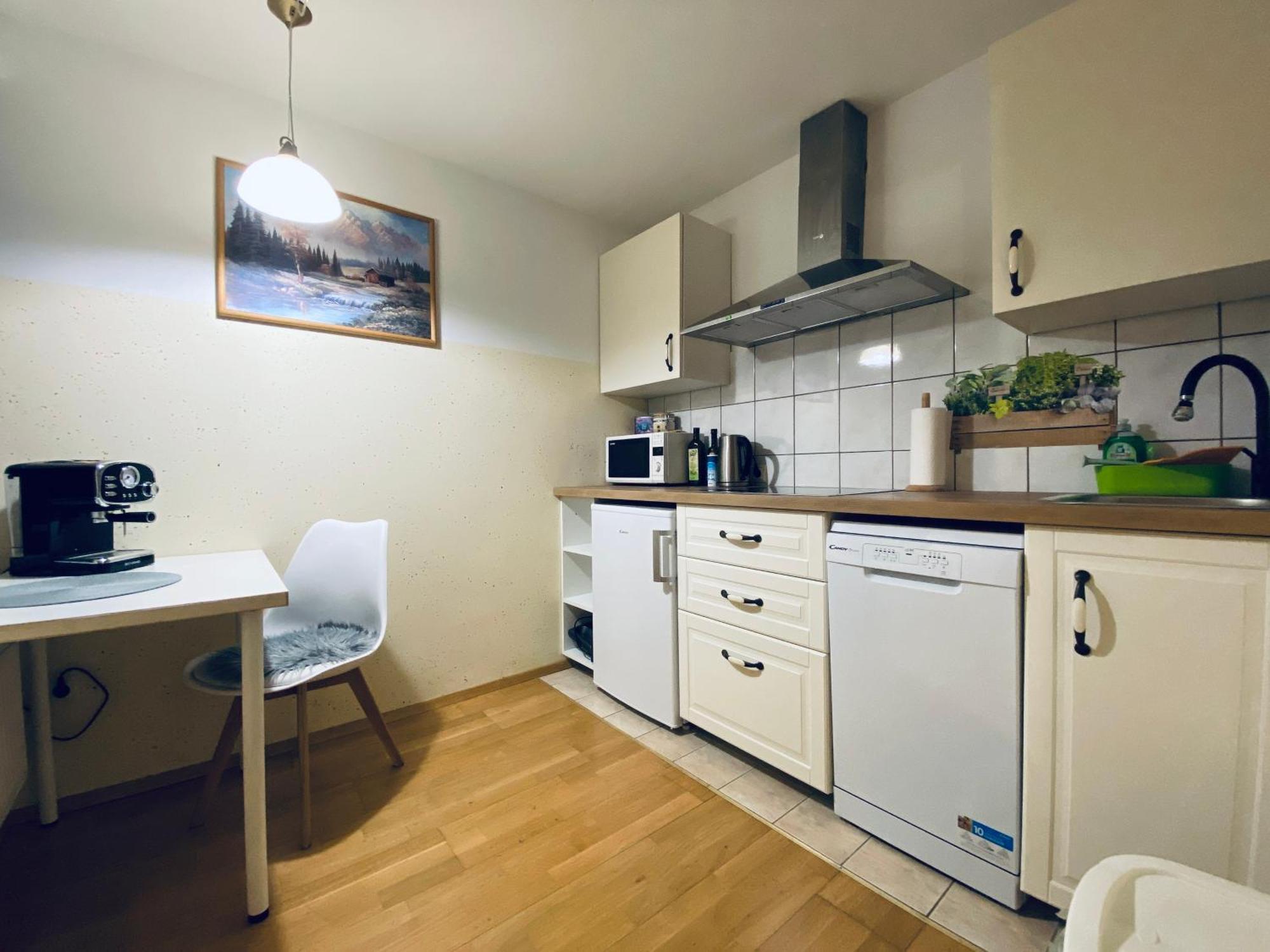 Garden Paradise Bled Apartments - Garden, Pond And Castle View المظهر الخارجي الصورة