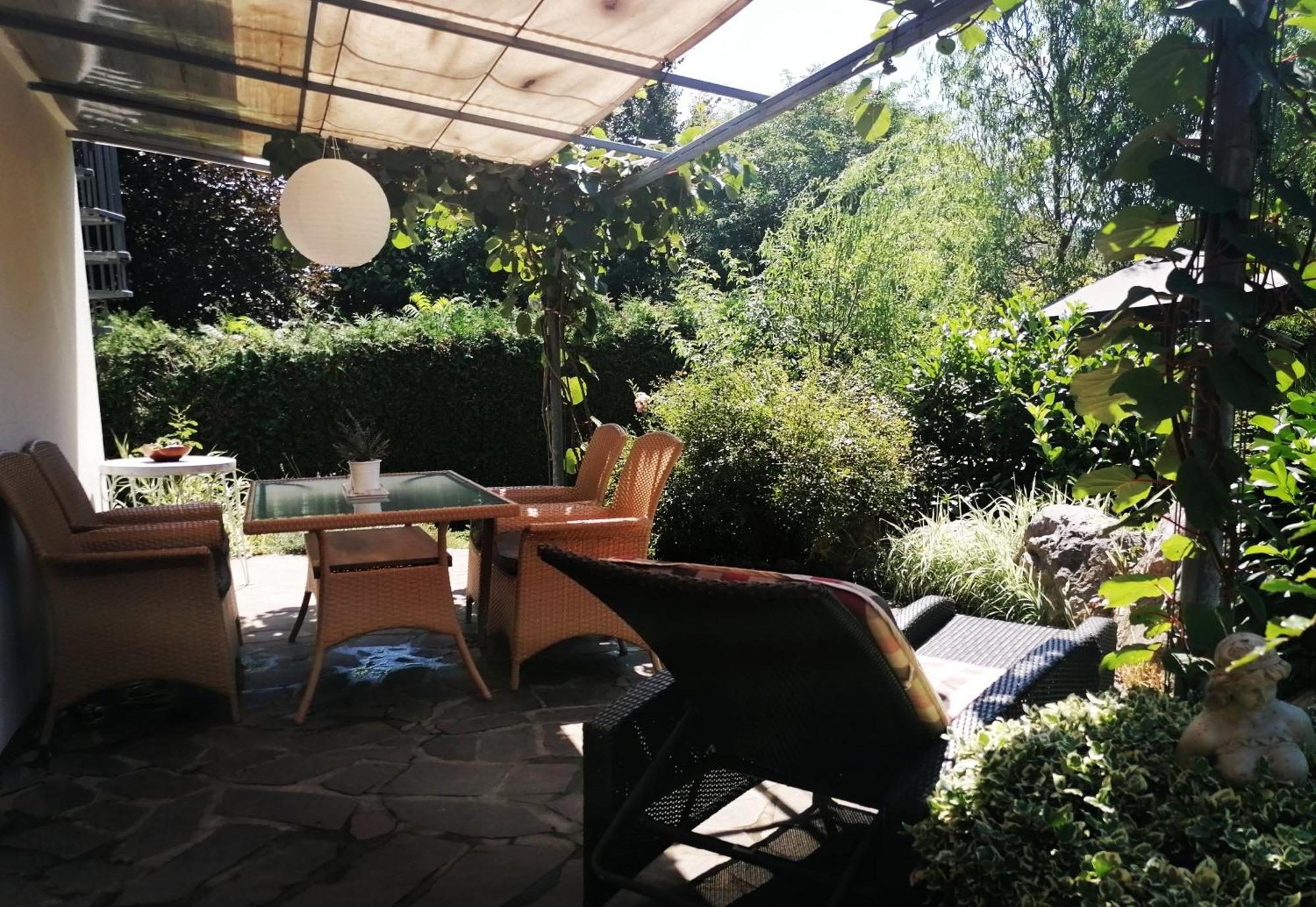 Garden Paradise Bled Apartments - Garden, Pond And Castle View المظهر الخارجي الصورة